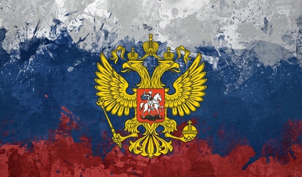 Флаг России с золотым орлом 